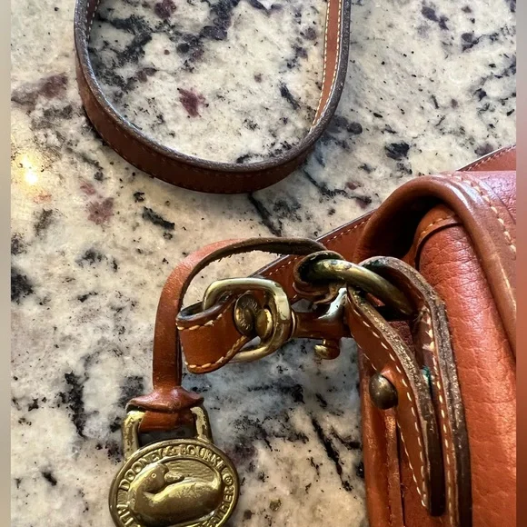 Dooney & Bourke Duck Bag- Vintage - Picture 10 of 15